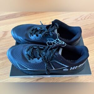 Hi-Tec Black Athletic Shoes for Men